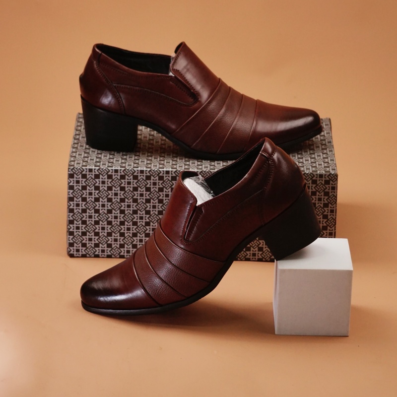 뜨거운 판매 남성 가죽 하이힐 유럽 미국 지적 하이 엔 - Men Shoes Europe To Us 리뷰 및 가격